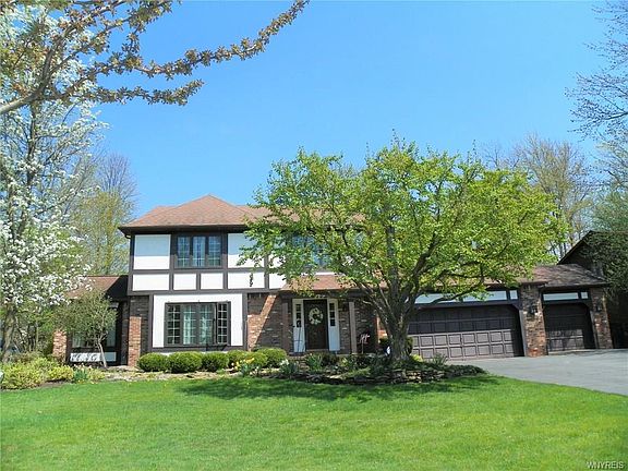 3rd image of 331 Wellingwood Dr