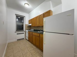 760 67th St APT 1K, Brooklyn, NY 11220