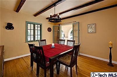 2nd image of 2065 Primrose Ave