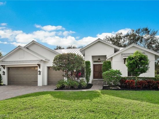 8699 S Lake Cir, Fort Myers, FL 33908