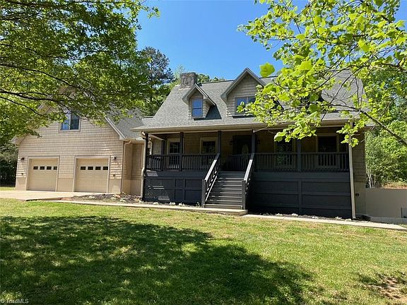 2nd image of 2180 Davis Rd