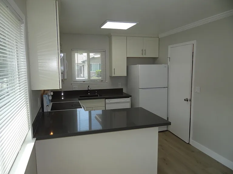 8642 Beverly Ln — Photo 14