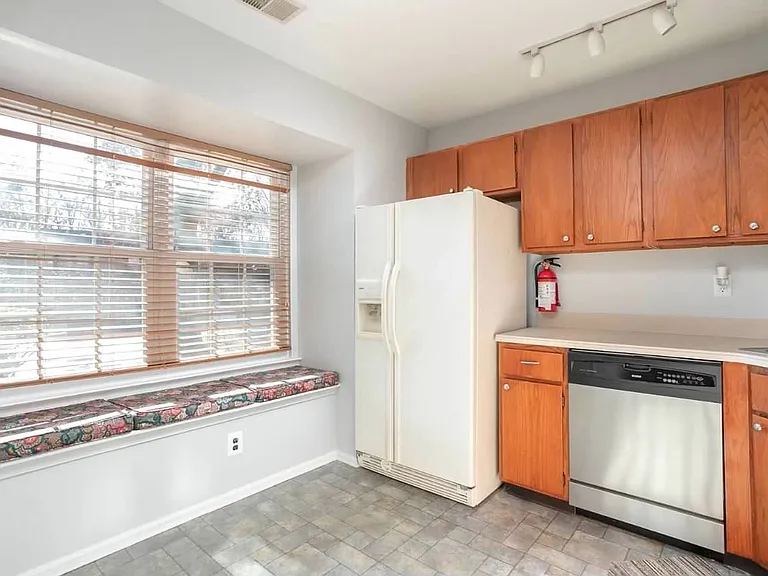 12 Abelia Ct #2850 — Photo 2