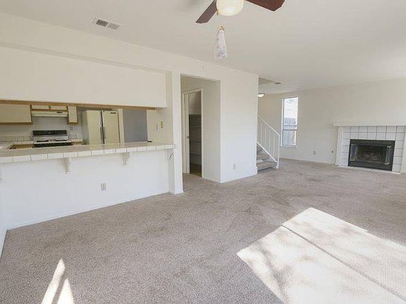 3rd image of 5919 Stacy Ave