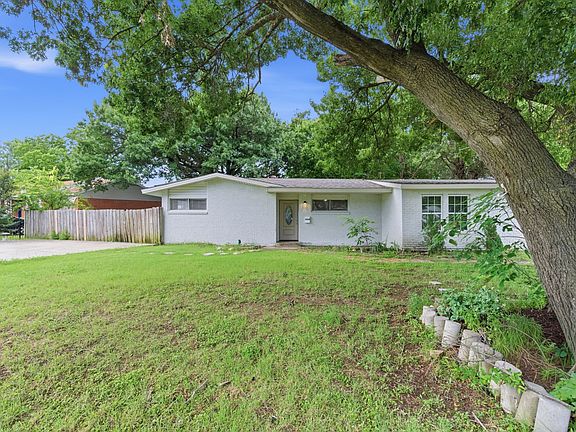 3rd image of 2204 Dunloe Ave