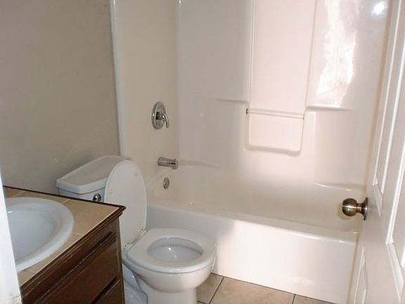 3rd image of 3221 Bonita Dr