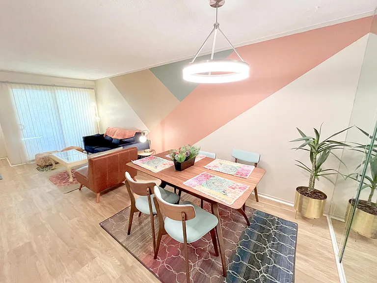 2860 N Los Felices Rd #100 — Photo 14