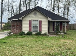 1403 W Amber Ave, Gonzales, LA 70737