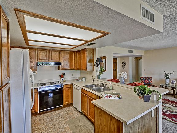 4th image of 9505 W McRae Way
