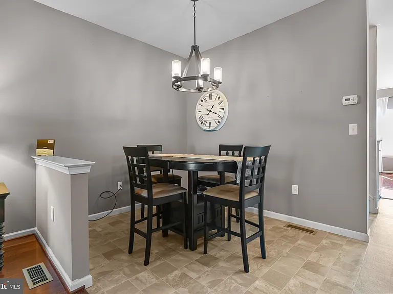 2109 Hayward Ave — Photo 14
