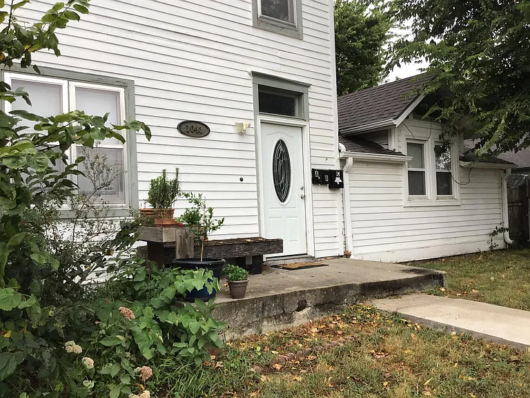 1043B Delaware St — Photo 1