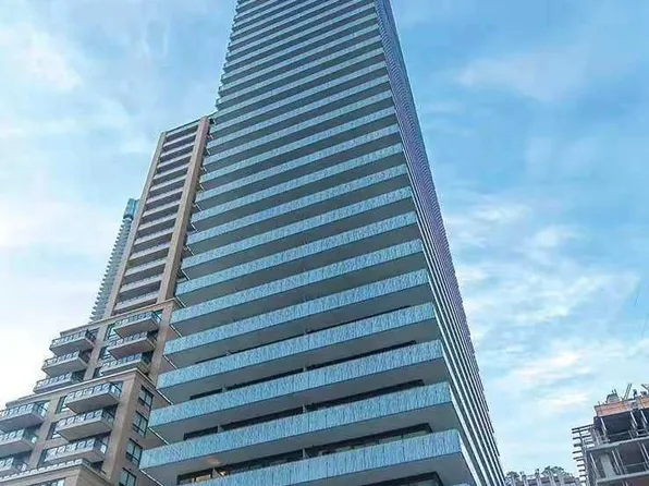 50 Charles St E, Toronto, ON