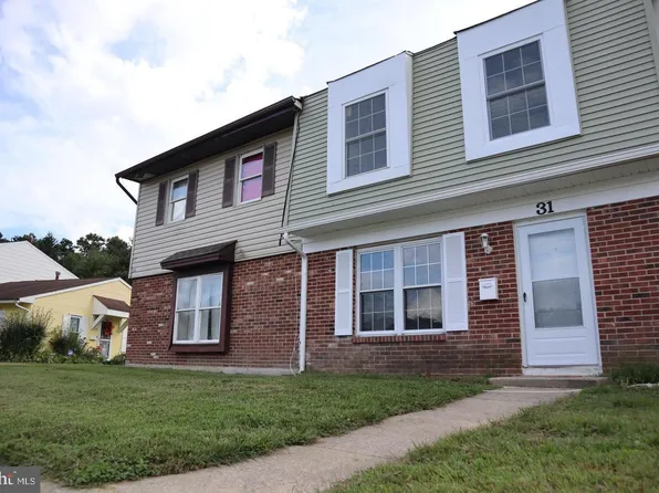 31 Marcia Ct, Sicklerville, NJ 08081