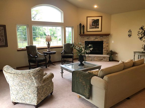 3rd image of 2221 Kayla Dr #10