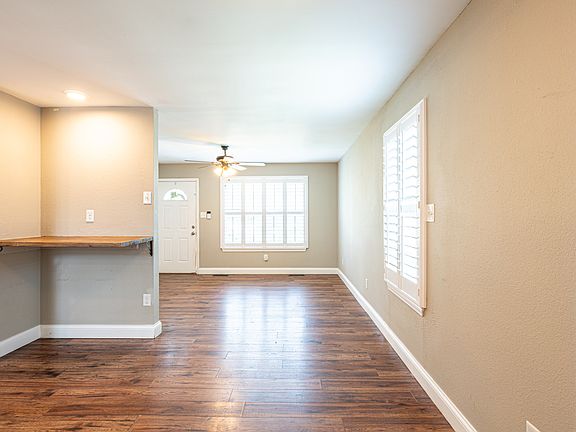 5th image of 5924 W Pine Ln