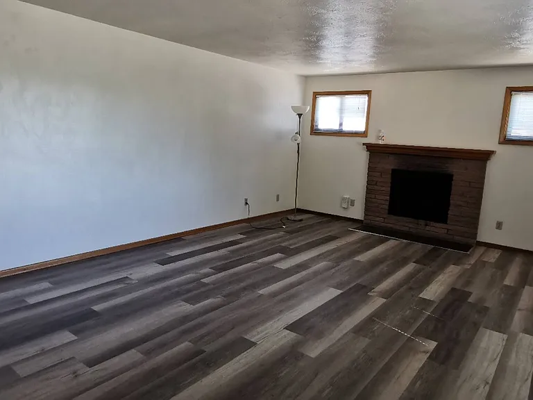 1340 NW Kenny Dr #2 — Photo 3