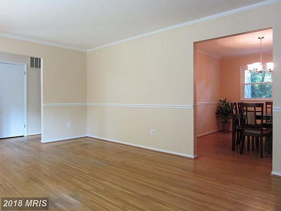 4th image of 4804 Willet Dr