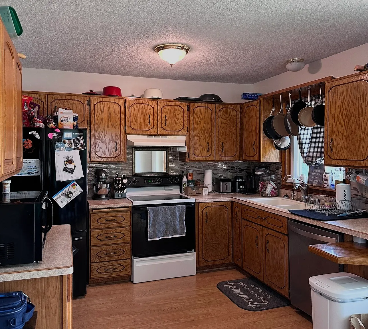 2 bed, 964 sqft, $1,820 — Photo 3