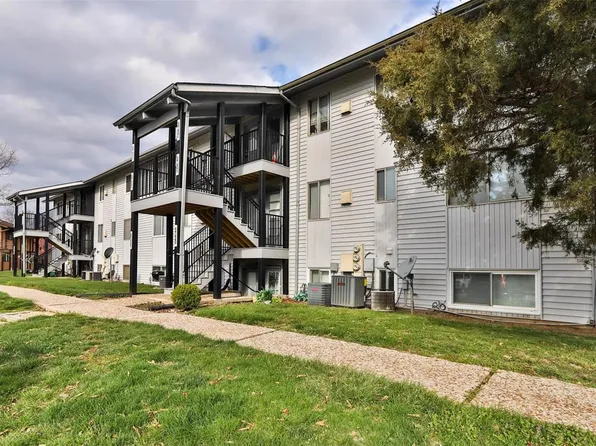 1823 Gascony Parc Dr #18233R, Lake Saint Louis, MO 63367