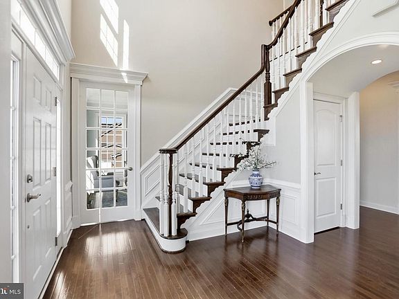 2nd image of 36972 Bridle Ridge Ln
