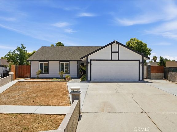 2nd image of 2443 Tulip Ct