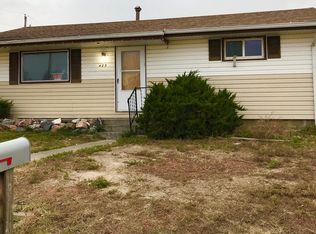 425 4th St, Bennett, CO 80102