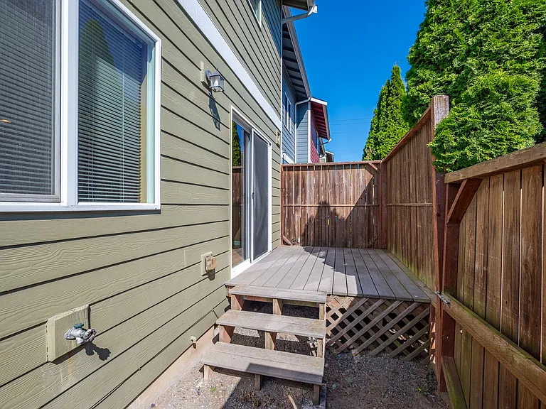 563 Kettle St #C4 — Photo 23