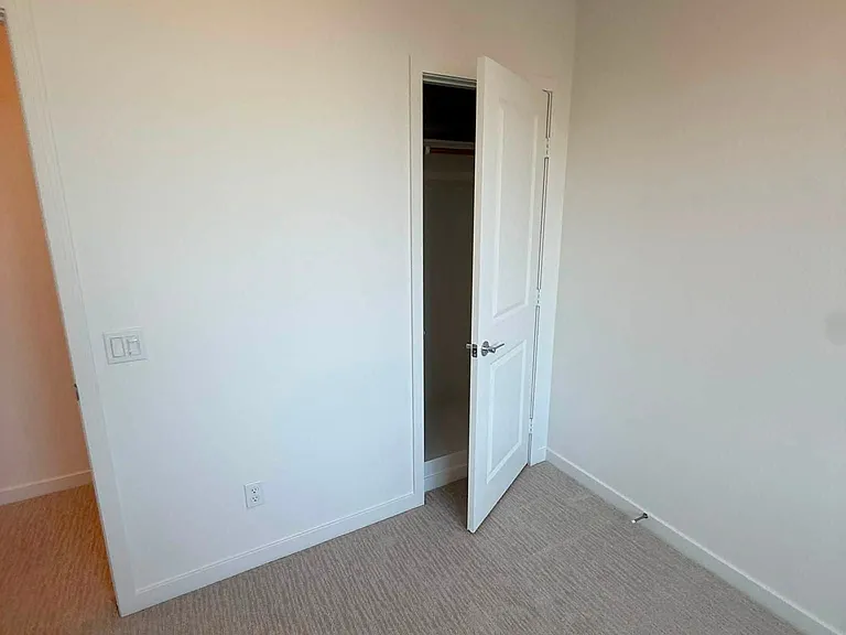 1576 Lima Way — Photo 7