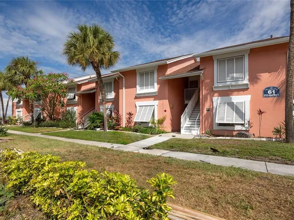 3715 42nd Way S Unit L, Saint Petersburg, FL 33711