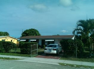 1641 W 33rd St, Riviera Beach, FL 33404