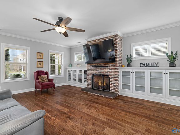 2nd image of 2409 Bell Manor Dr SW