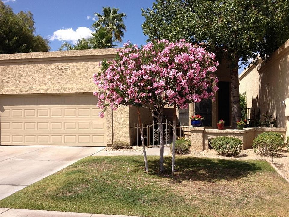 1st image of 9782 N 105th Pl