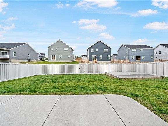 4th image of 1812 Wildflower Rd