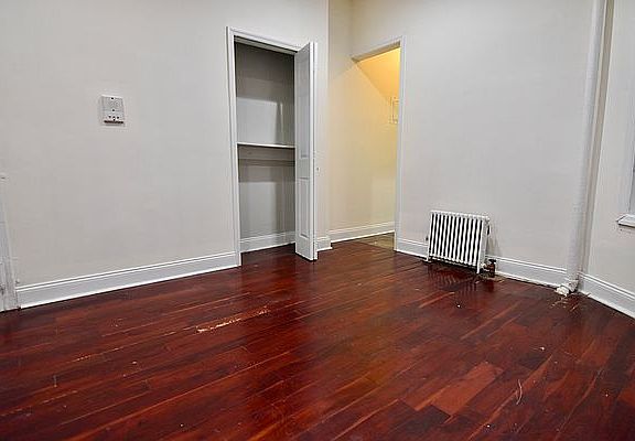 4th image of 272 W 117th St #4A