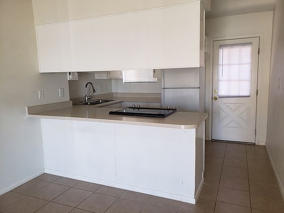 4th image of 6238 E Greenway Cir APT 3