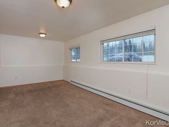 2nd image of 2030 N Lucille St #B2