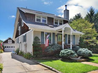 9 E Garfield Ave, Atlantic Highlands, NJ 07716