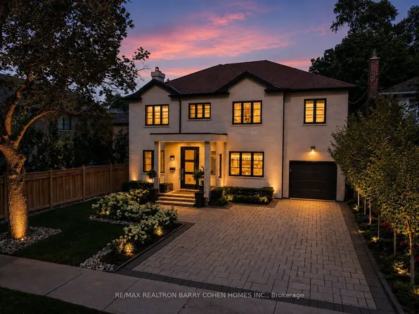 7 Glen Rush Blvd, Toronto, ON M5N 2T2