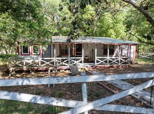 249 Keuka Rd, Interlachen, FL 32148