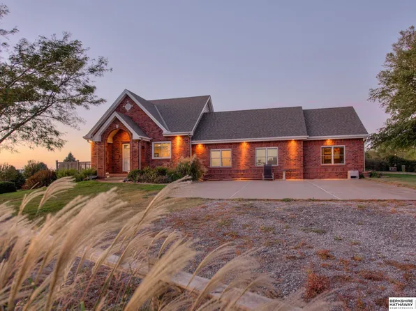 14108 N 108th St, Omaha, NE 68142