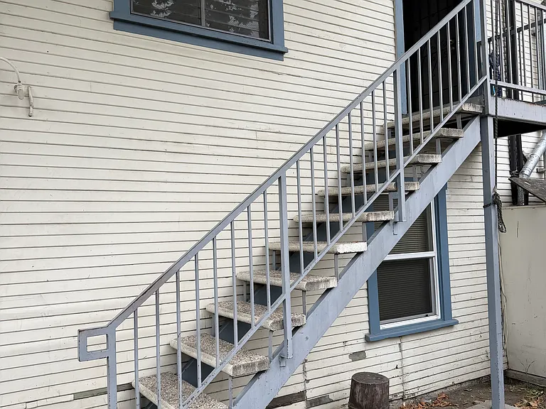 11300 Miranda St #1/2 — Photo 5