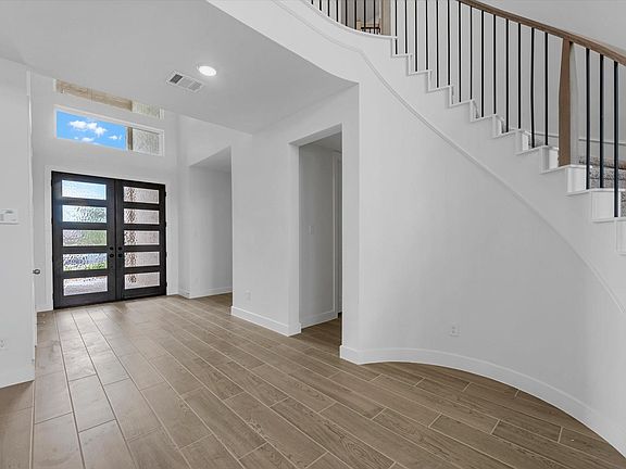 4th image of 26719 Beacon Lodge Ln