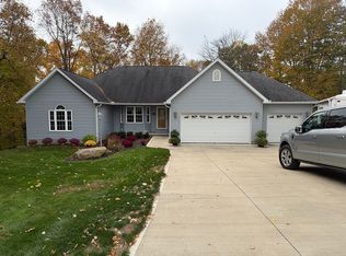 22175 Cathy Ct, Coshocton, OH 43812