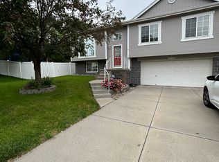 18661 R St, Omaha, NE 68135
