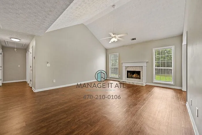 4615 Wheeler Creek Dr — Photo 15
