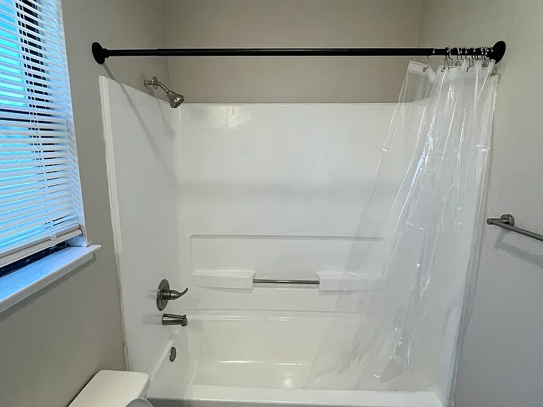 Master Bedroom Full Bathroom