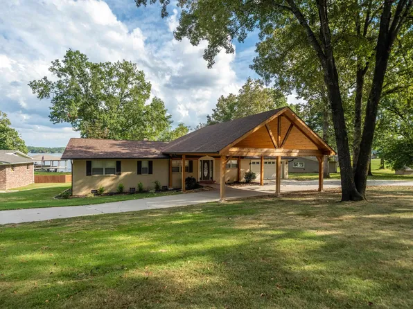 213 Gregory Dr, Hot Springs, AR 71913
