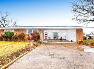 1202 Rock St, Bowie, TX 76230