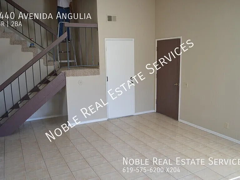 8440 Avenida Angulia — Photo 17