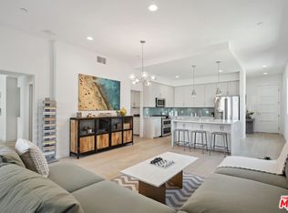 1746 Garfield Pl #203, Los Angeles, CA 90028